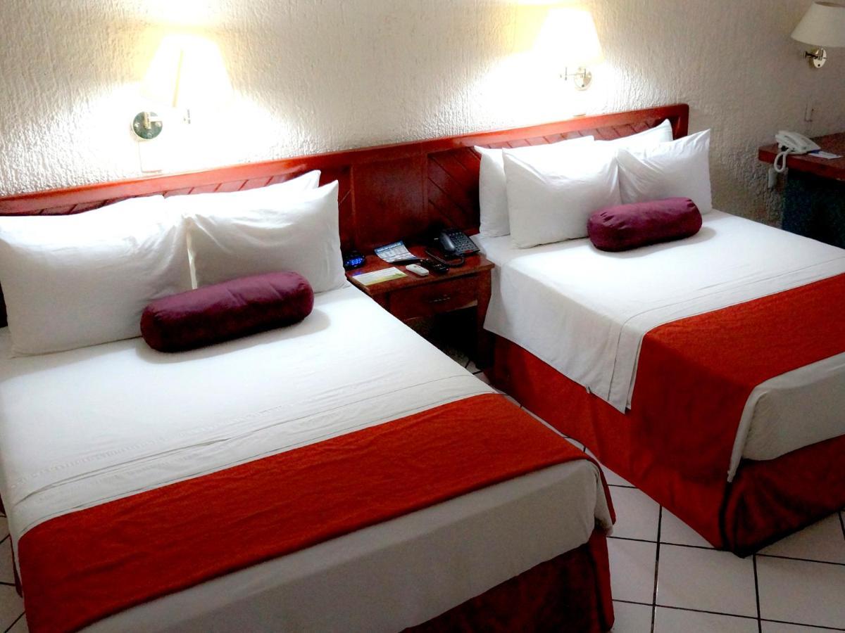 Hotel Brisa 코아트사코알코스 외부 사진