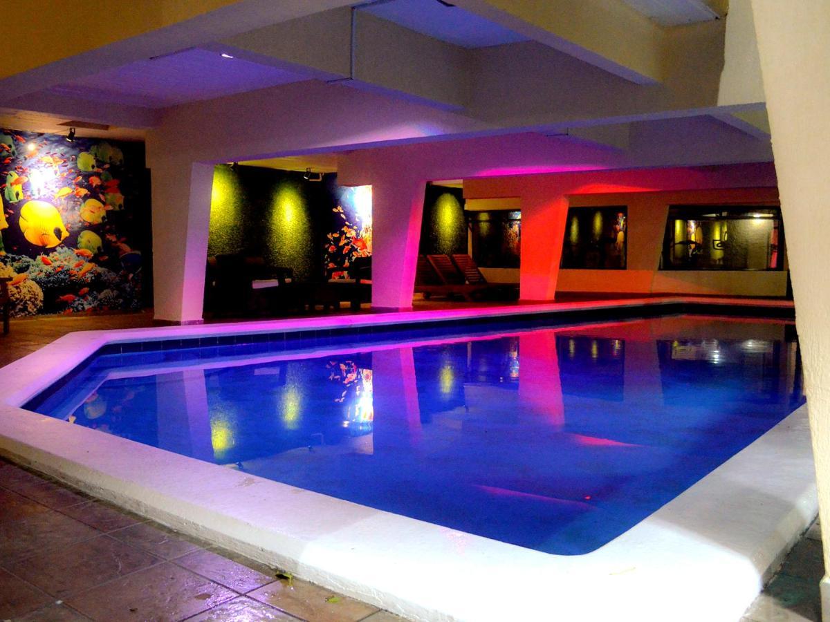 Hotel Brisa 코아트사코알코스 외부 사진